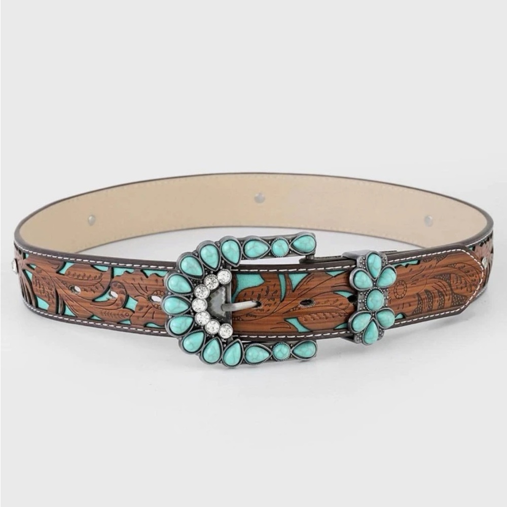 Size small turquoise, and brown leather belt. New without tags.